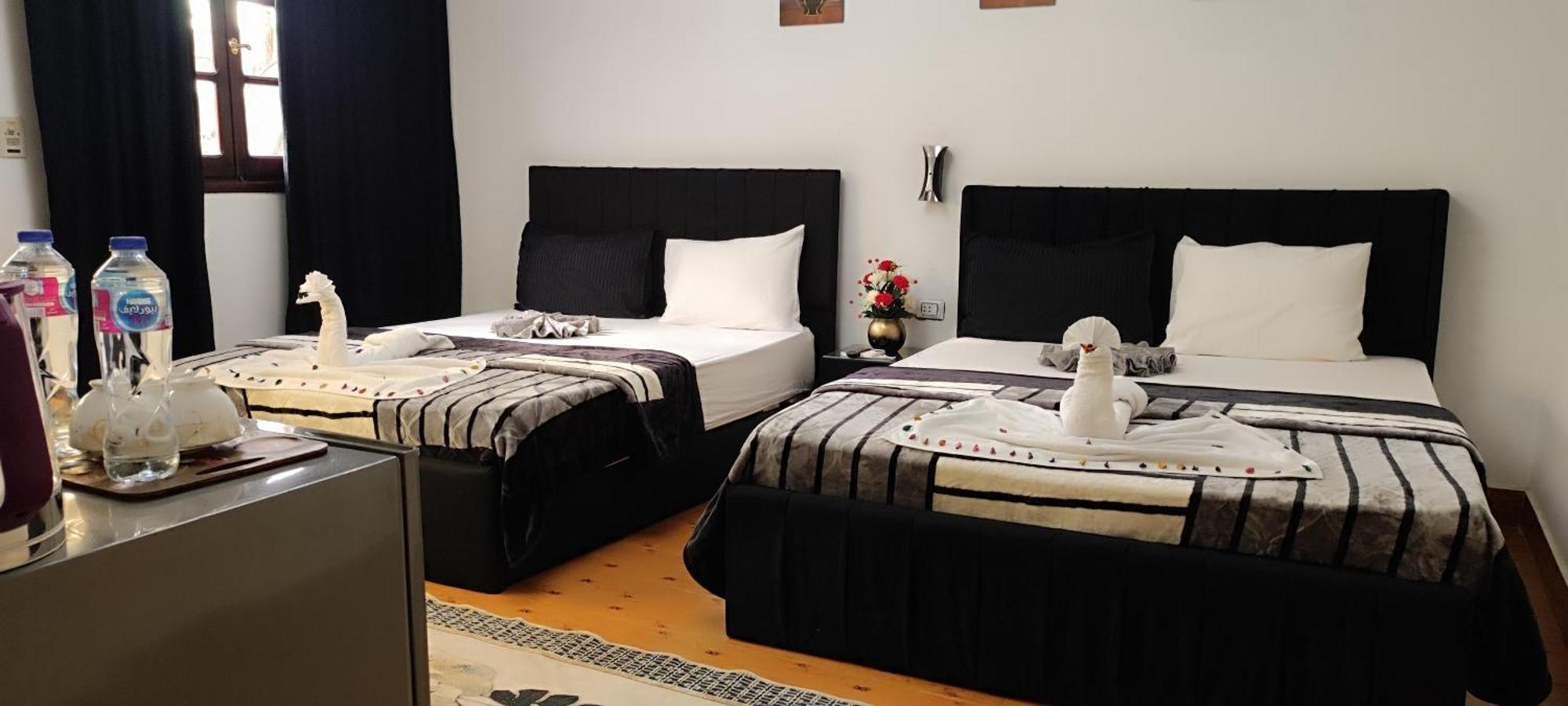 Pyramids Kingdom - Guest House Kafret el-Gabal Εξωτερικό φωτογραφία